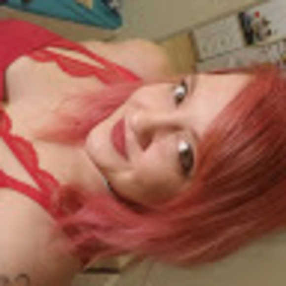 Meet your Posher, Amanda - Picture 1 of 1